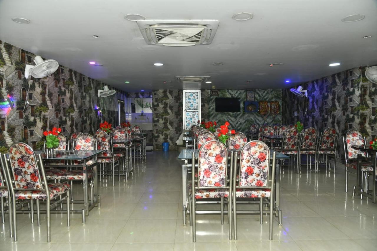 Hotel Ayush International Balasore Kültér fotó