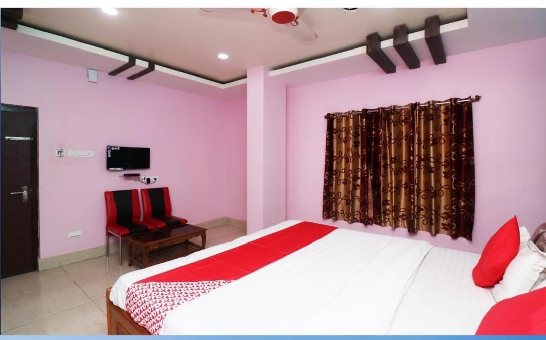 Hotel Ayush International Balasore Kültér fotó