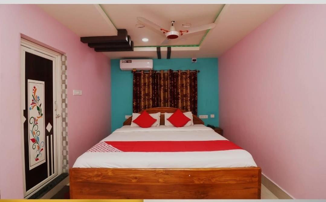 Hotel Ayush International Balasore Kültér fotó