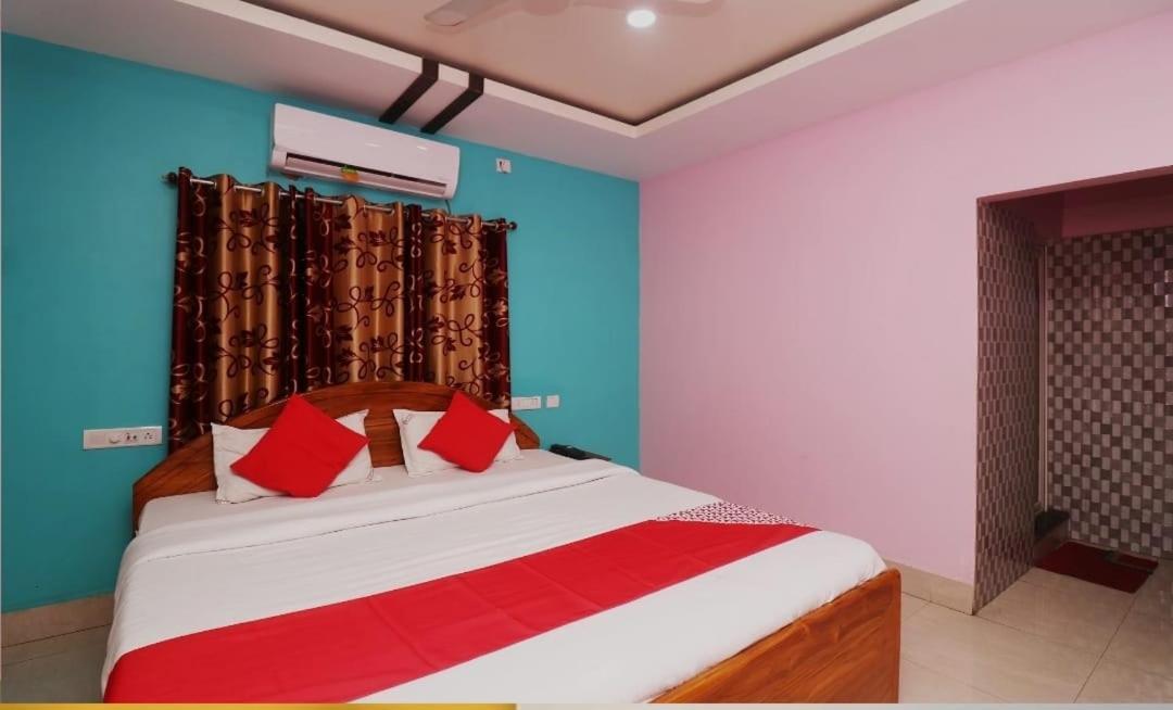 Hotel Ayush International Balasore Kültér fotó